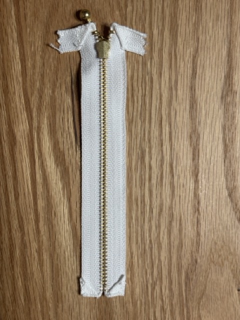 ファスナーの折り込み3